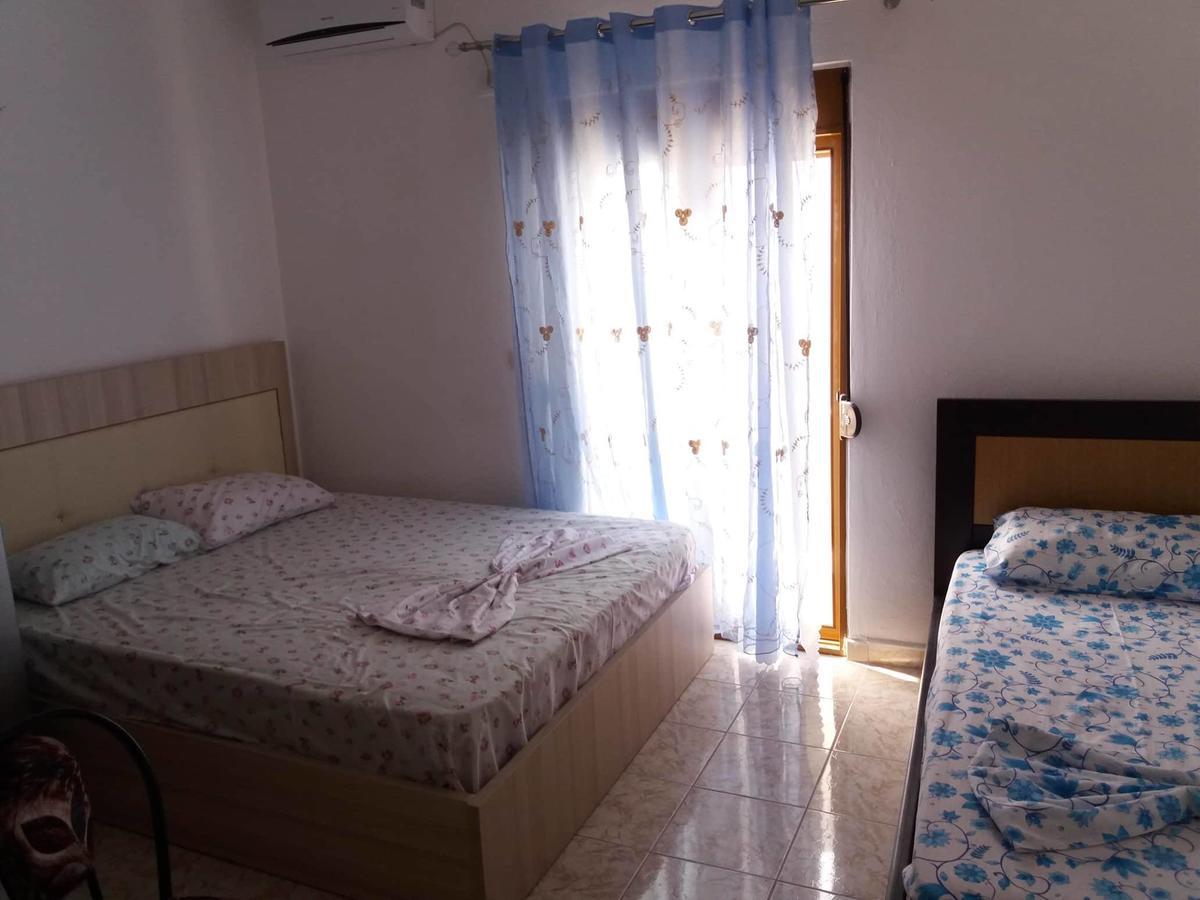 Apartment Bushi Ксамил Екстериор снимка